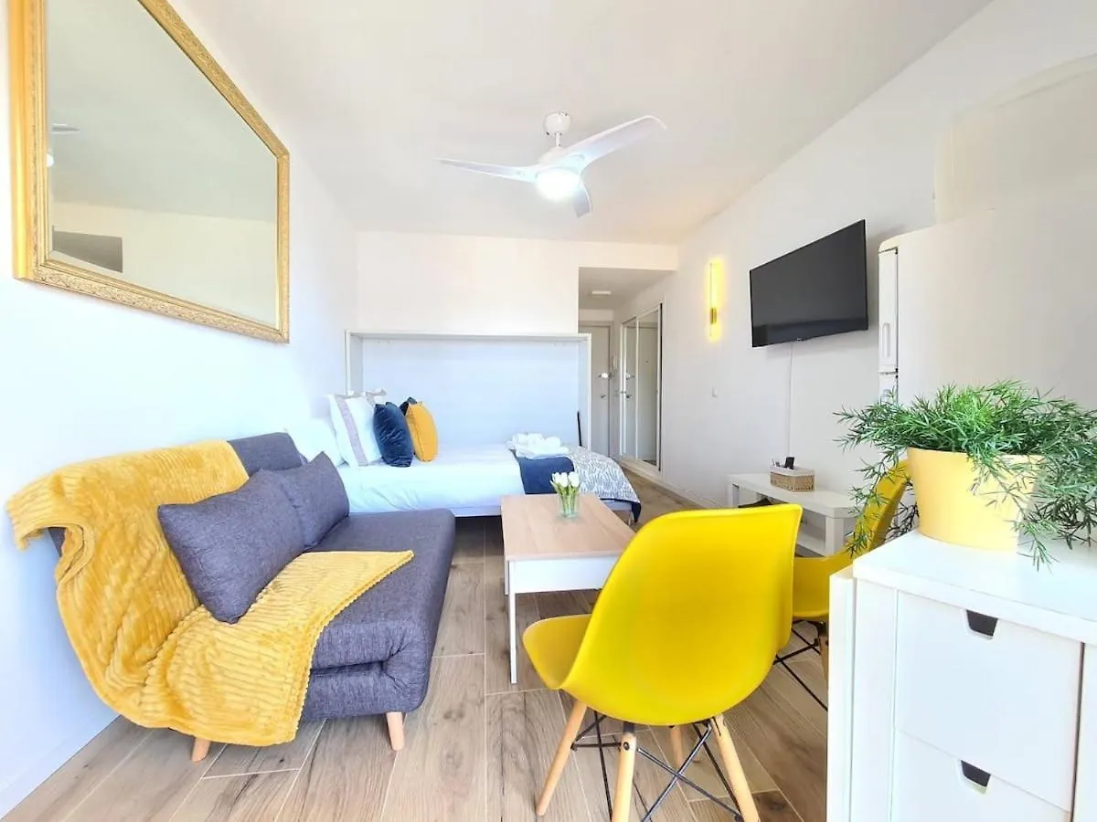 Encantador Estudio Con Terraza - Los Maites Benalmadena Spain