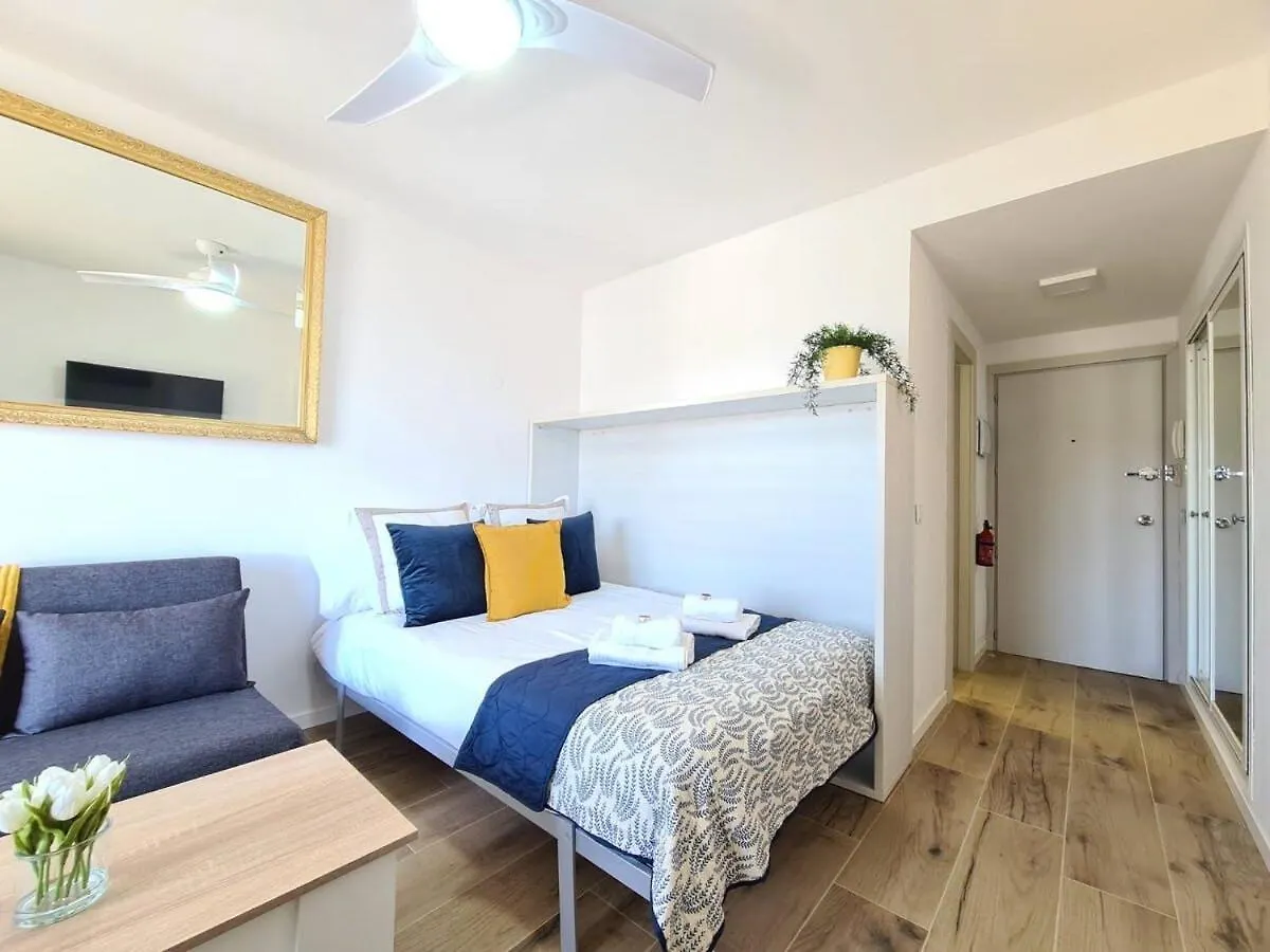 Encantador Estudio Con Terraza - Los Maites Benalmadena 0*,  Spain
